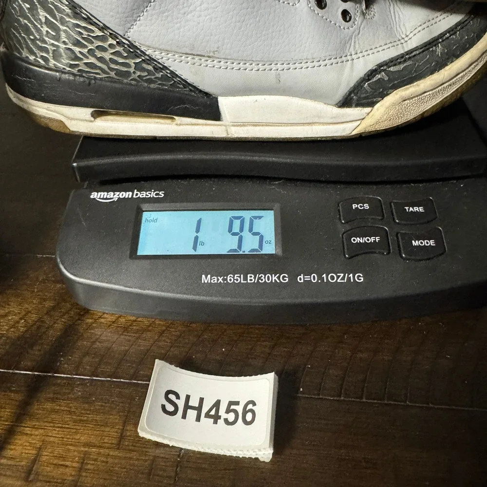 Jordan 3 Retro Wolf Grey‎ Youth Size 5.5Y Grey Black Elephant Print 398614-004